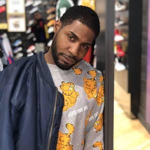 Meet your Posher, Travis